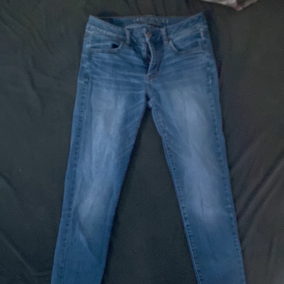 American Eagle Jeans - Picture 2 of 5